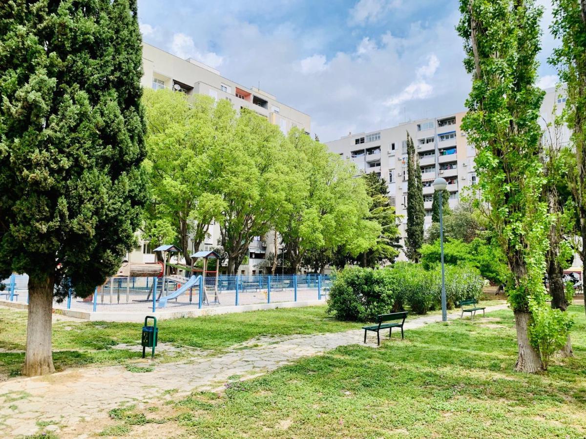 The L Place By Split Right Place Экстерьер фото